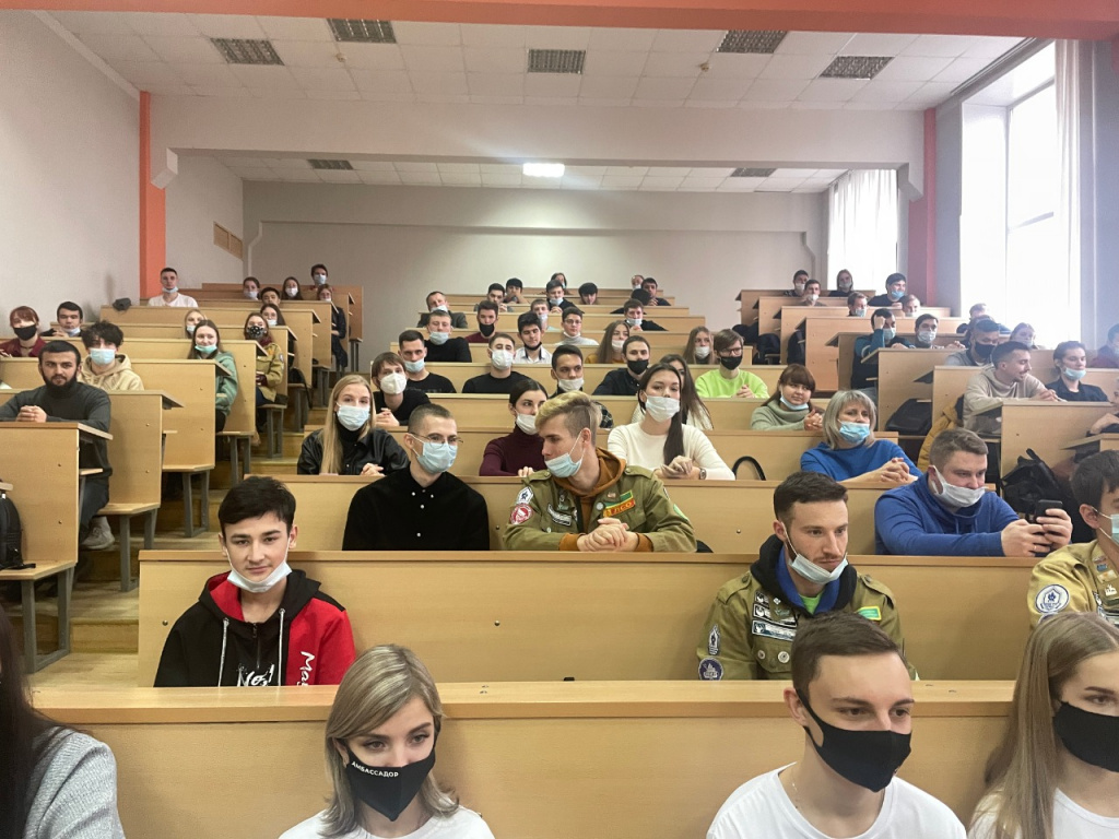 WhatsApp Image 2021-12-08 at 15.44.08 (1).jpeg